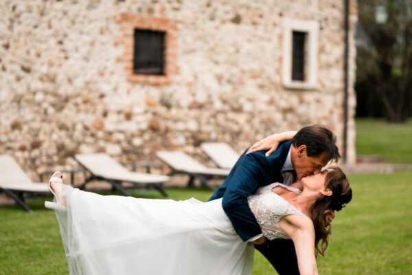 I ritratti di coppia di Chiara e Mauro al Macesina Country House di Bedizzole