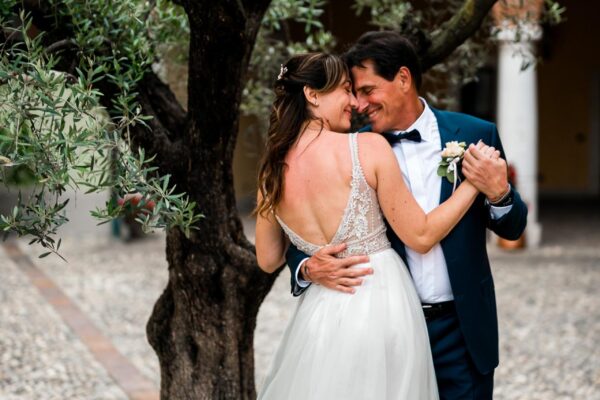 I ritratti di coppia di Chiara e Mauro al Macesina Country House di Bedizzole